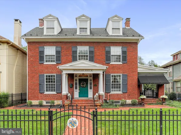 227 5th Ave, Chambersburg, PA 17201