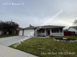 1451 E Beagle St, Meridian, ID 83642