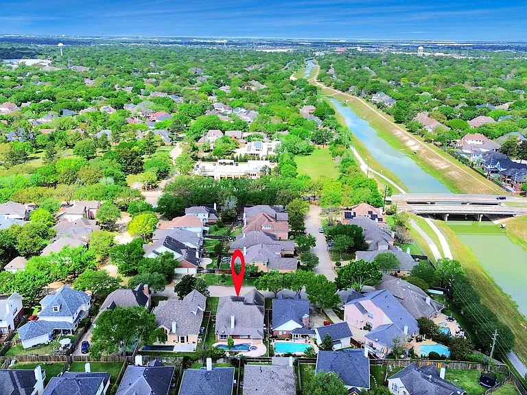 1611 Barton Creek Trl — Photo 48
