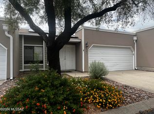 6341 N Willowbrook Dr, Tucson, AZ 85704