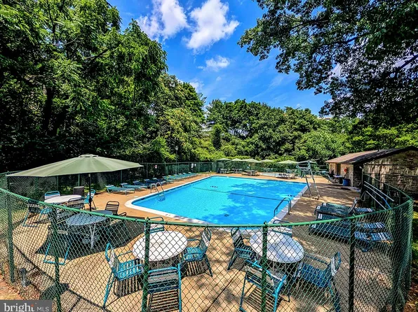 6141 Edsall Rd APT B, Alexandria, VA 22304