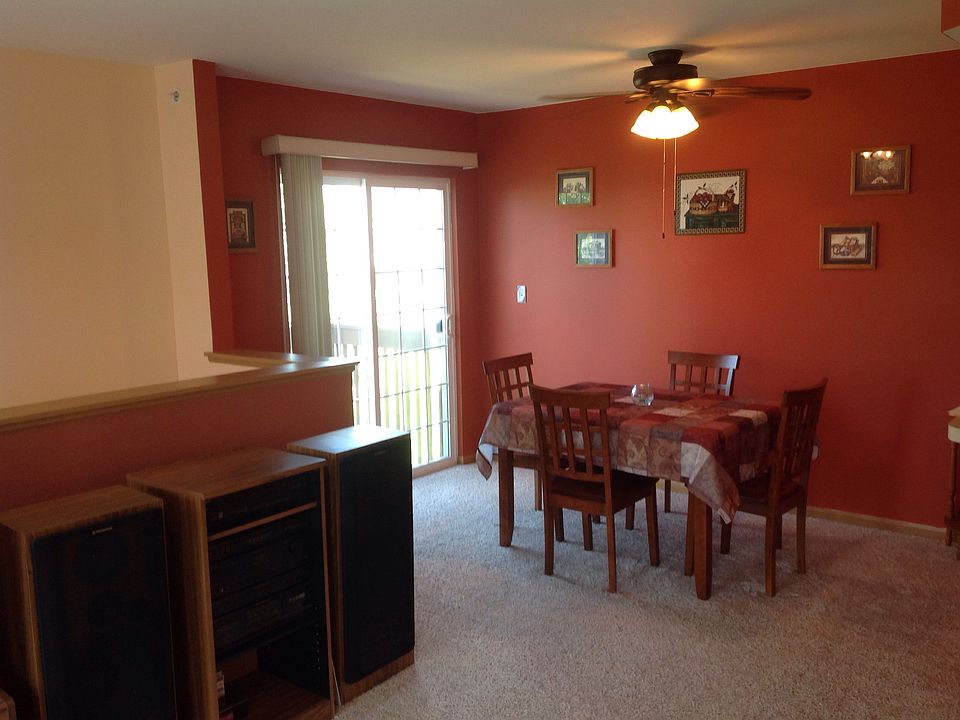 1st image of 608 Windsor Dr