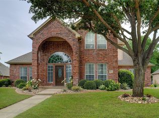 8963 Ranch Bluff Ct, Benbrook, TX 76126