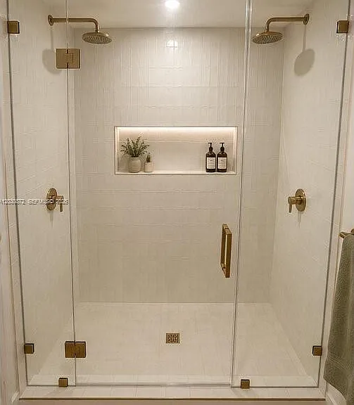 90 NE 32nd St #615 — Photo 5