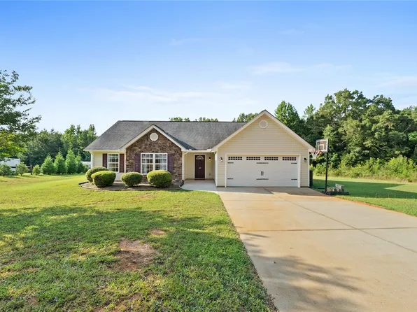 119 Foster Rd, Williamston, SC 29697