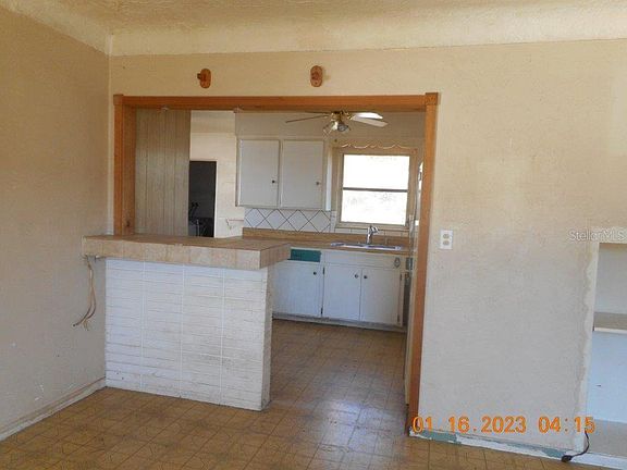 5th image of 5917 Lords Ave
