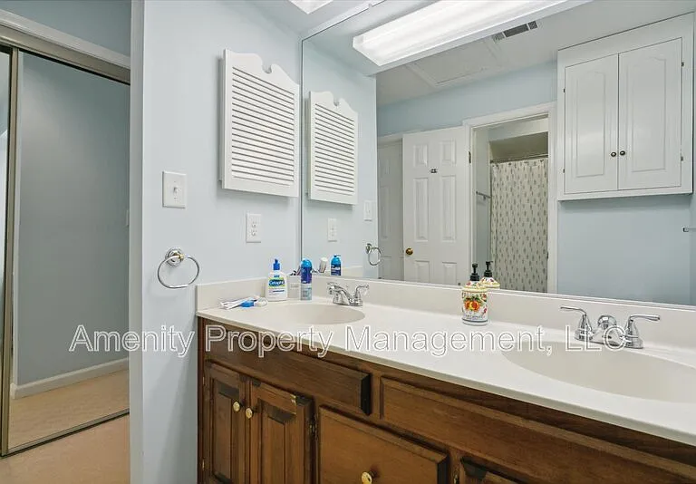 258 Archers Mead — Photo 15