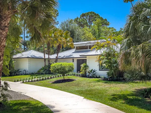 8166 150th Court N, Palm Beach Gardens, FL 33418