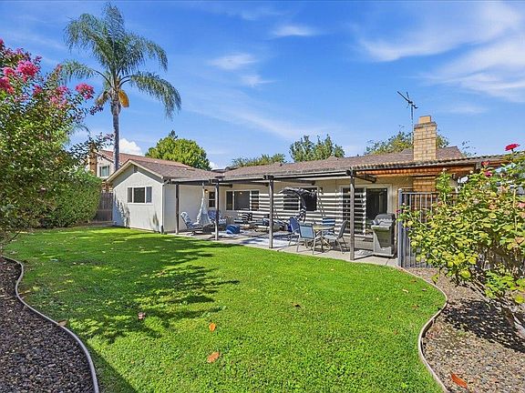 2nd image of 8082 Caribbean Way