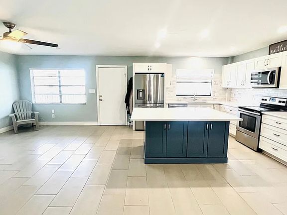 2nd image of 12500 Capri Cir N APT 203