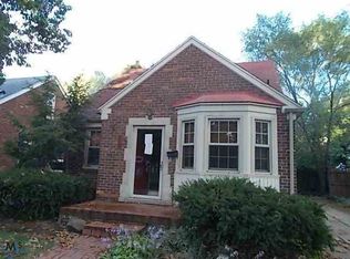 23074 Sherman St, Oak Park, MI 48237