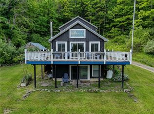 8929 Reckhow Ln, Naples, NY 14512