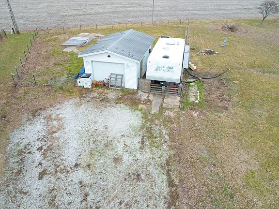 5th image of 3895 W Newton Dr