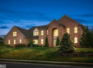 2839 Dewberry Rd, York, PA 17404