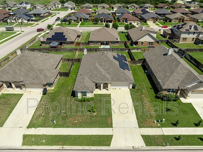 6117 Verde Dr — Photo 6