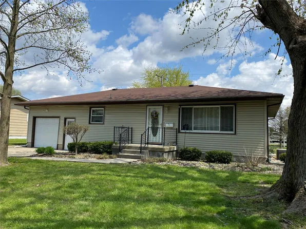 302 Apache Dr, Litchfield, IL 62056