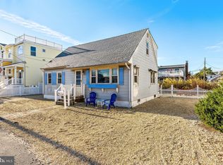 3 Starboard Rd, Brant Beach, NJ 08008