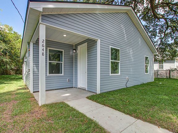 4th image of 2648 Madden Dr