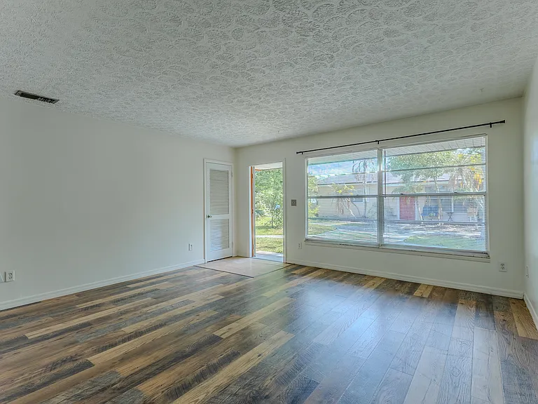212 Tennessee Ave — Photo 12