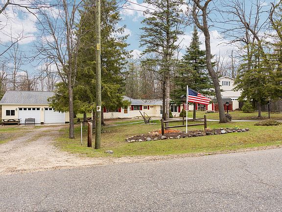 4th image of 6236 Bear Lake Dr