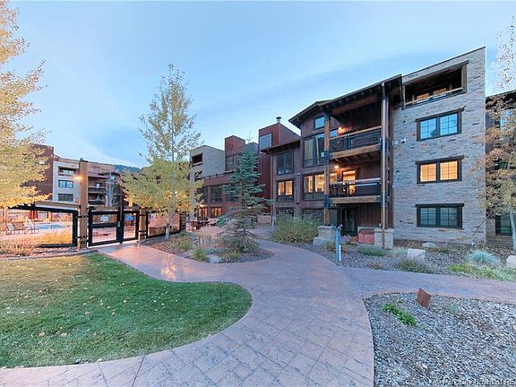 2nd image of 2880 Deer Valley Dr #6214