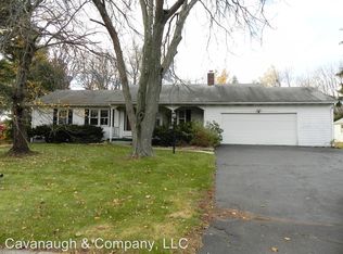105 West St, Cromwell, CT 06416
