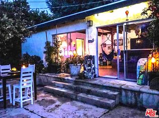 18002 Calvert St #C, Encino, CA 91316