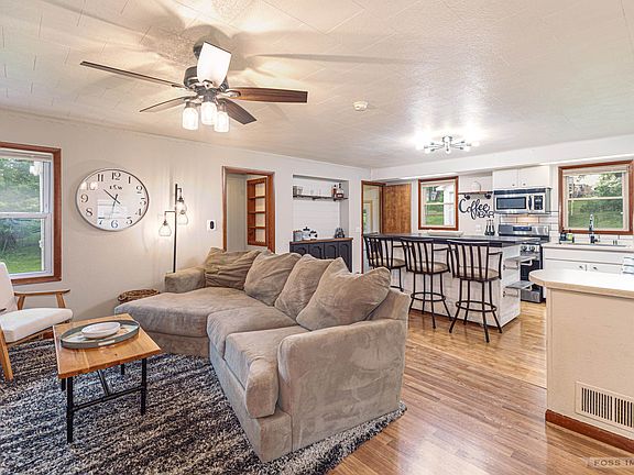 4th image of 1515 E Road Seven St