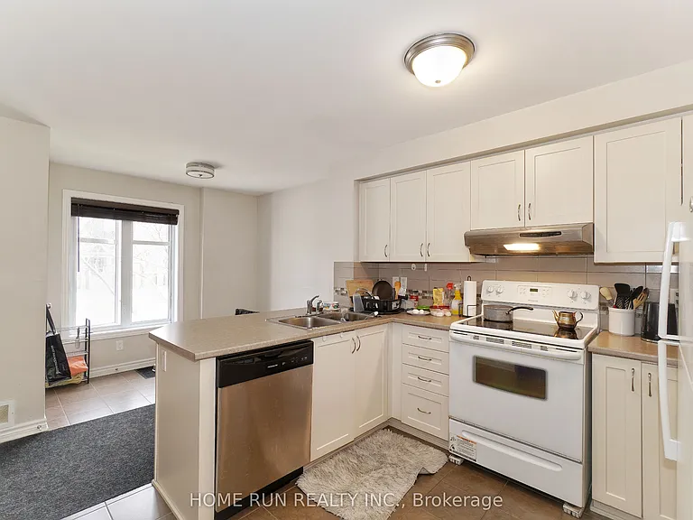613 Chapman Mills Dr #B — Photo 5