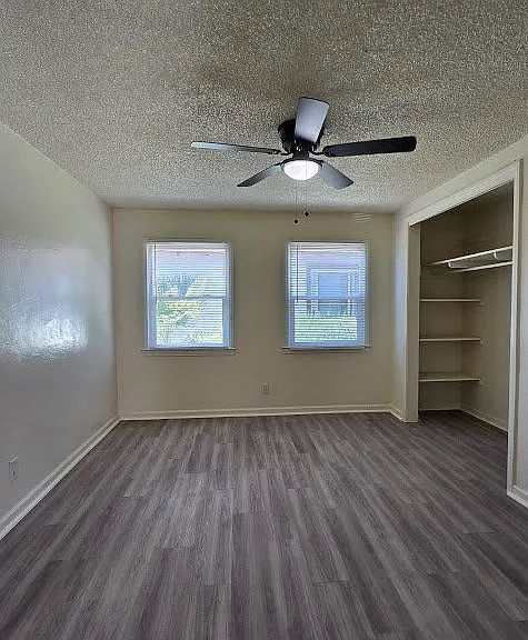 3351 E Clinton Ave — Photo 12