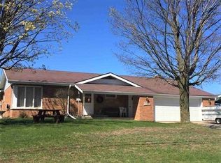 900 6th St, Iron Mountain, MI 49801