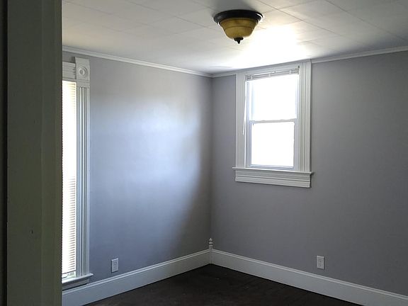 3rd image of 226 N 21st St #226
