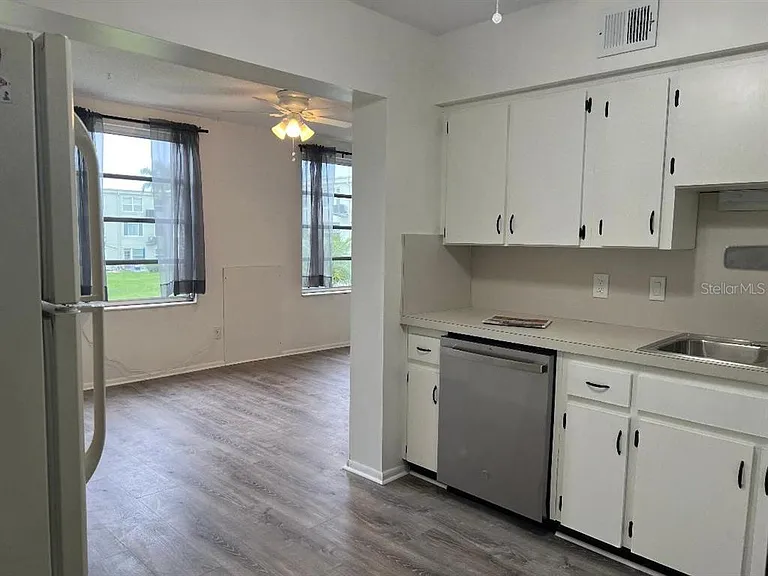2429 Ecuadorian Way #47 — Photo 19