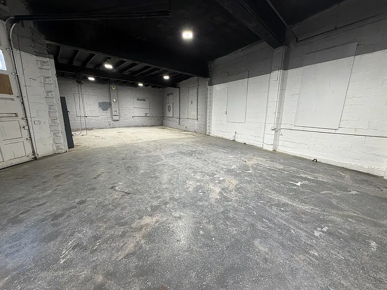 1160 Homestead St #1 — Photo 23