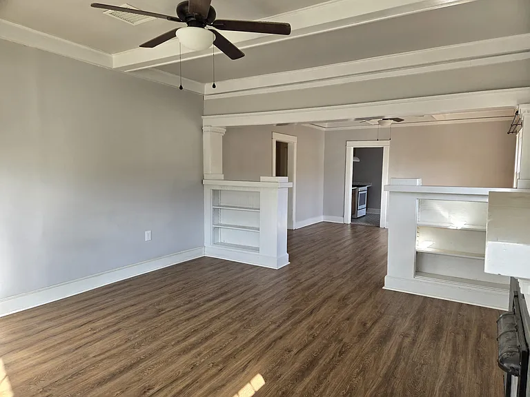 2930 Grant Ave — Photo 3