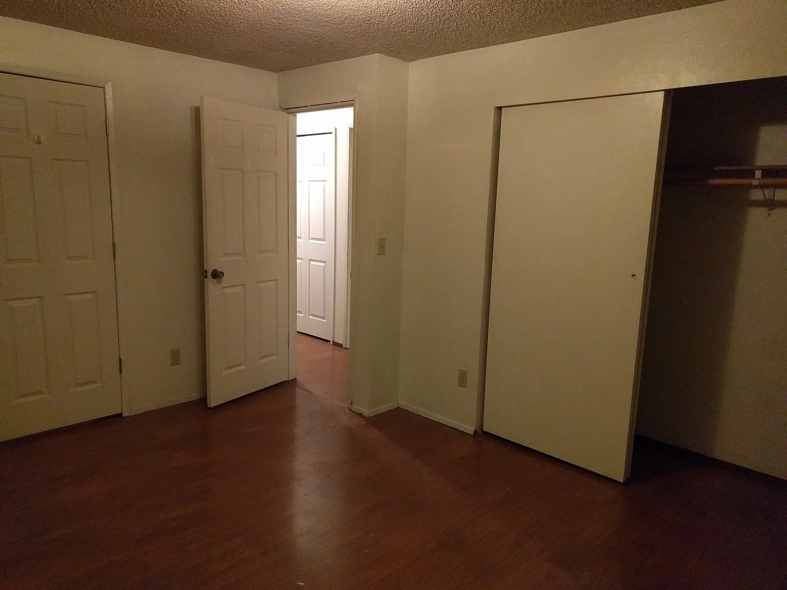 Pierce Ave SE, Renton — Photo 4