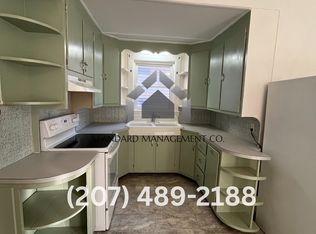 6 Squire St, Waterville, ME 04901