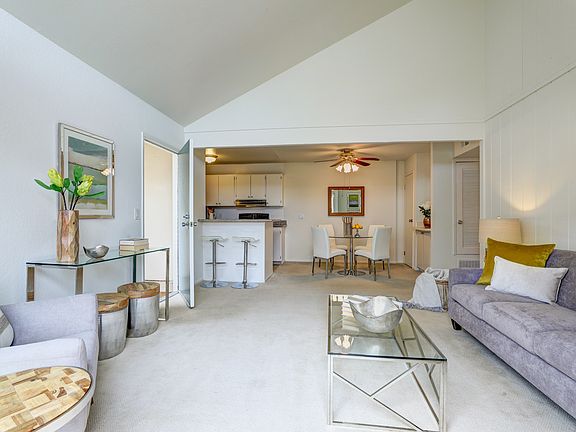 4th image of 282 Larkspur Plaza Dr