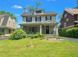 2819 Coleridge Rd, Cleveland Heights, OH 44118