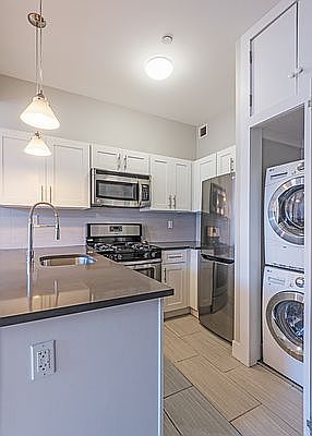 2nd image of 187 Lenox Ave APT 3
