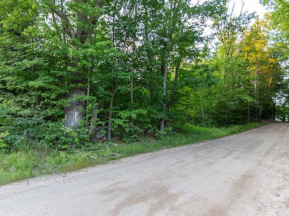 5th image of Map 413, Lot 4 Bunker Hill Road