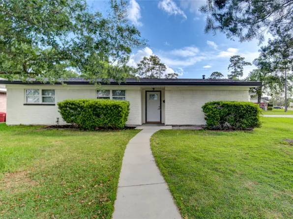 13302 Bretagne Dr, Houston, TX 77015