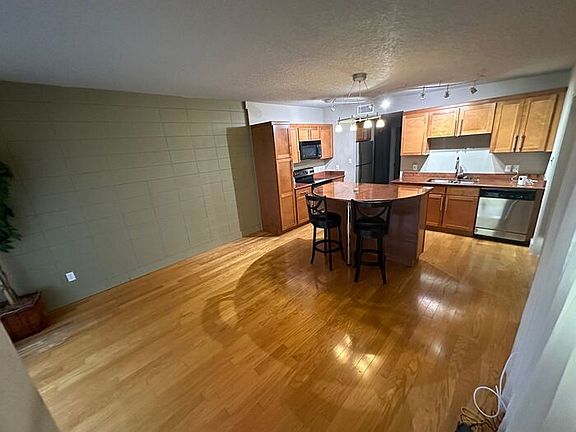 3rd image of 1517 Lawsona Ct