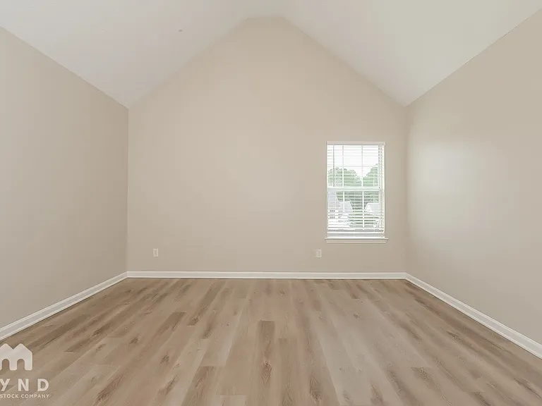 1037 Saint Augustine Pkwy — Photo 11