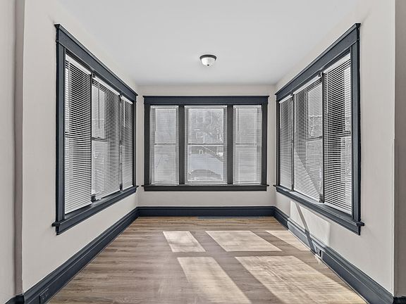 4th image of 3931 Utah St #2F