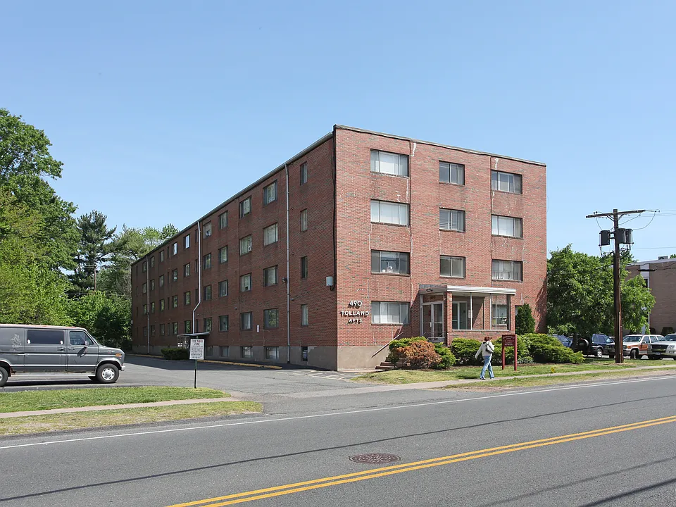 493 Tolland St #B9