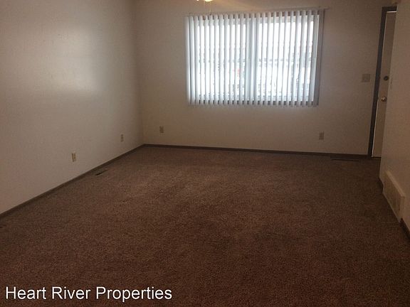 3rd image of 343 9th Ave E #11056098