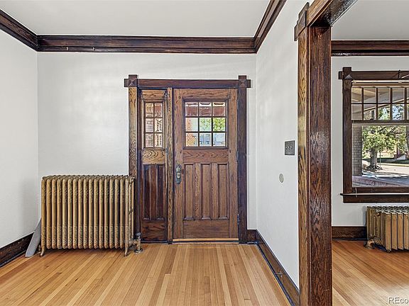 4th image of 1475 Cook Street