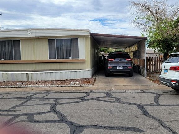 2nd image of 2038 Palm St Space 423