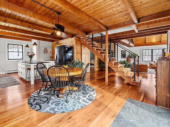 3rd image of 536 Upper Rogers Road